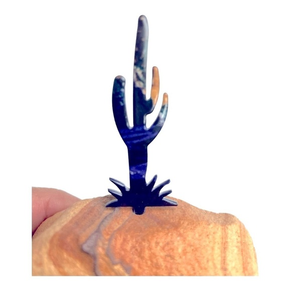 Sandstone Rock Art with Cactus plant - Picture 2 of 8